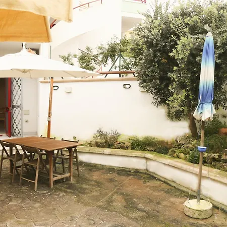 Villino El Sol Con Ampio Cortile *